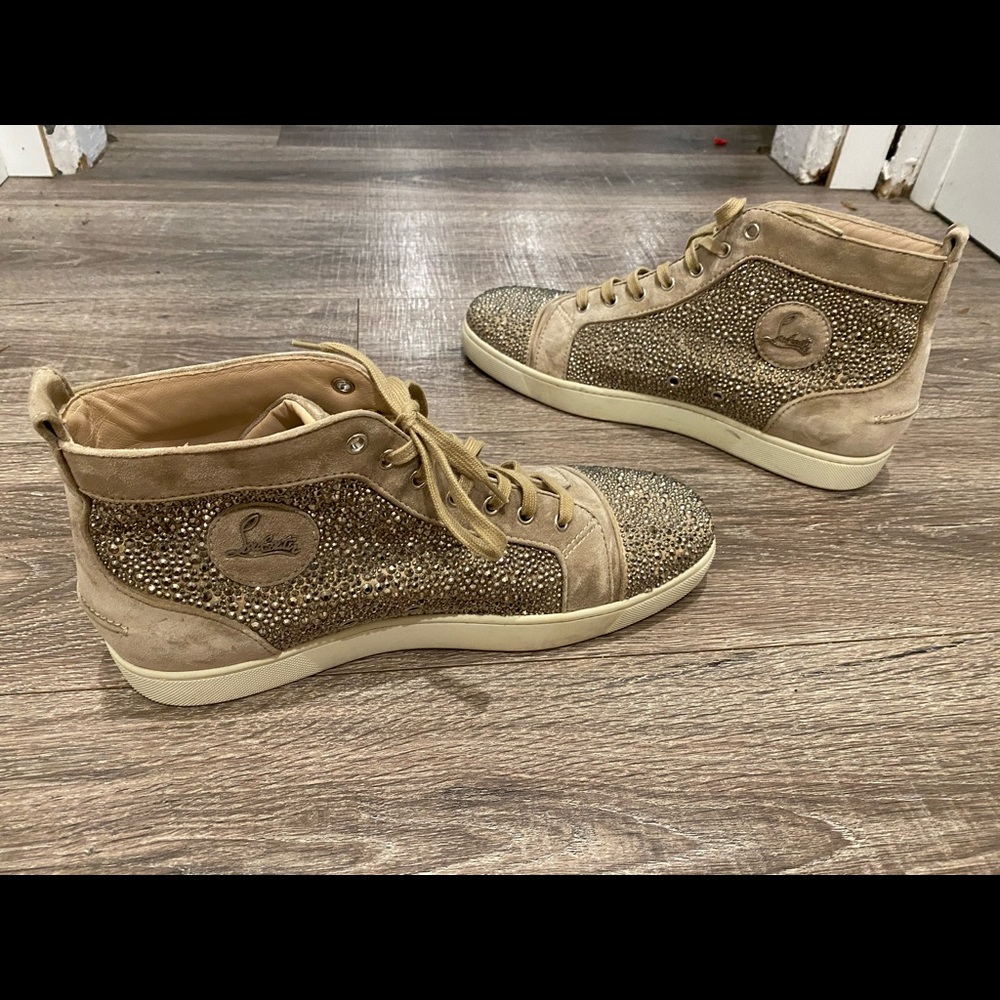 $2,995 CHRISTIAN LOUBOUTIN strass sneakers 12